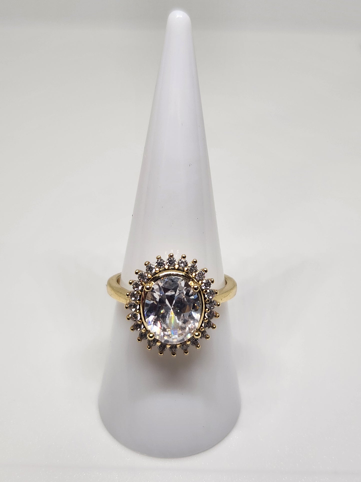 Anillo con zirconias