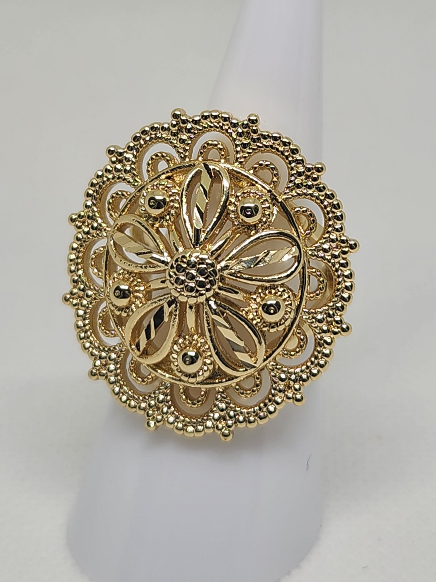 Anillo Grande con forma de flor