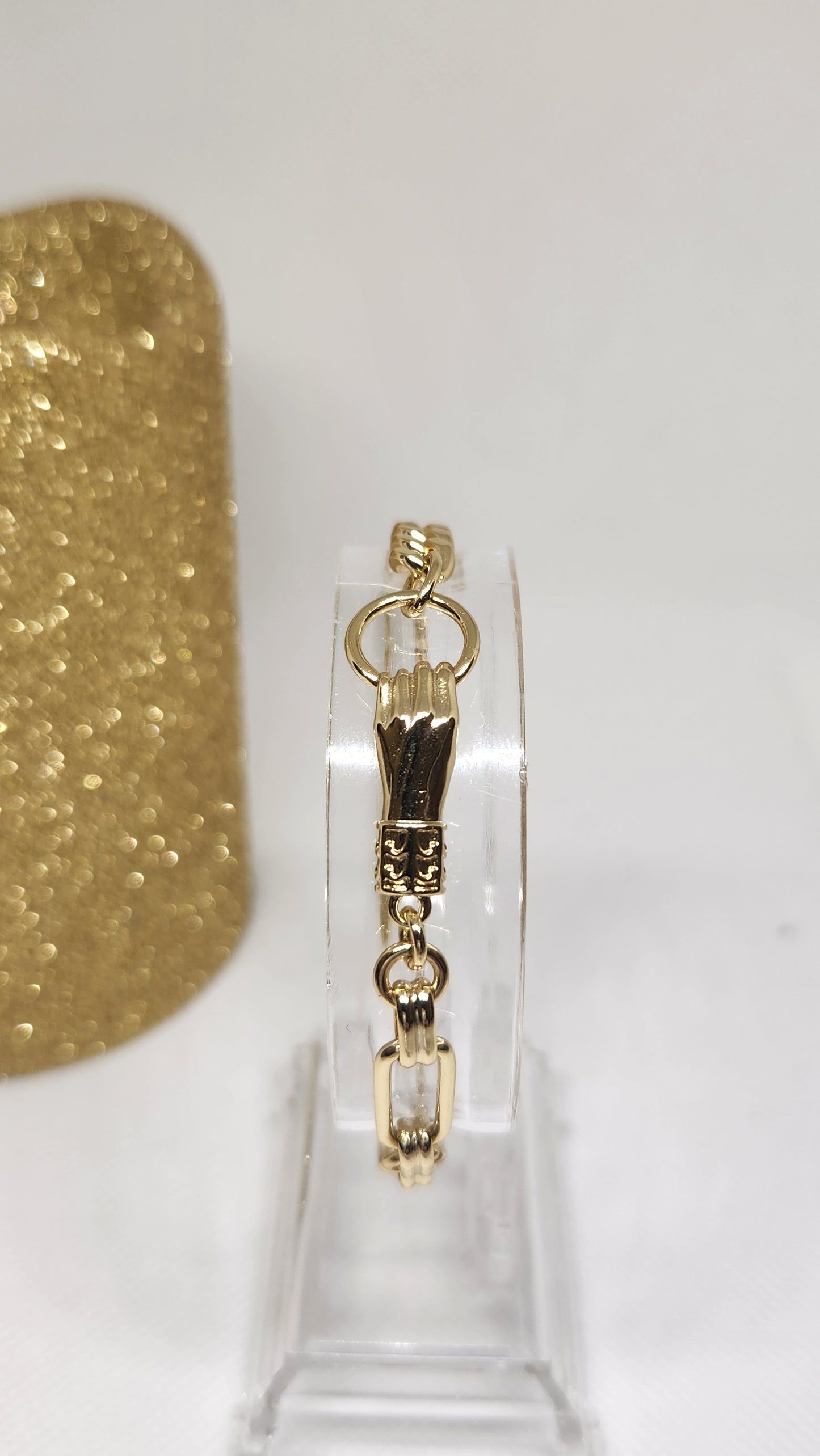Pulsera ajustable con puño