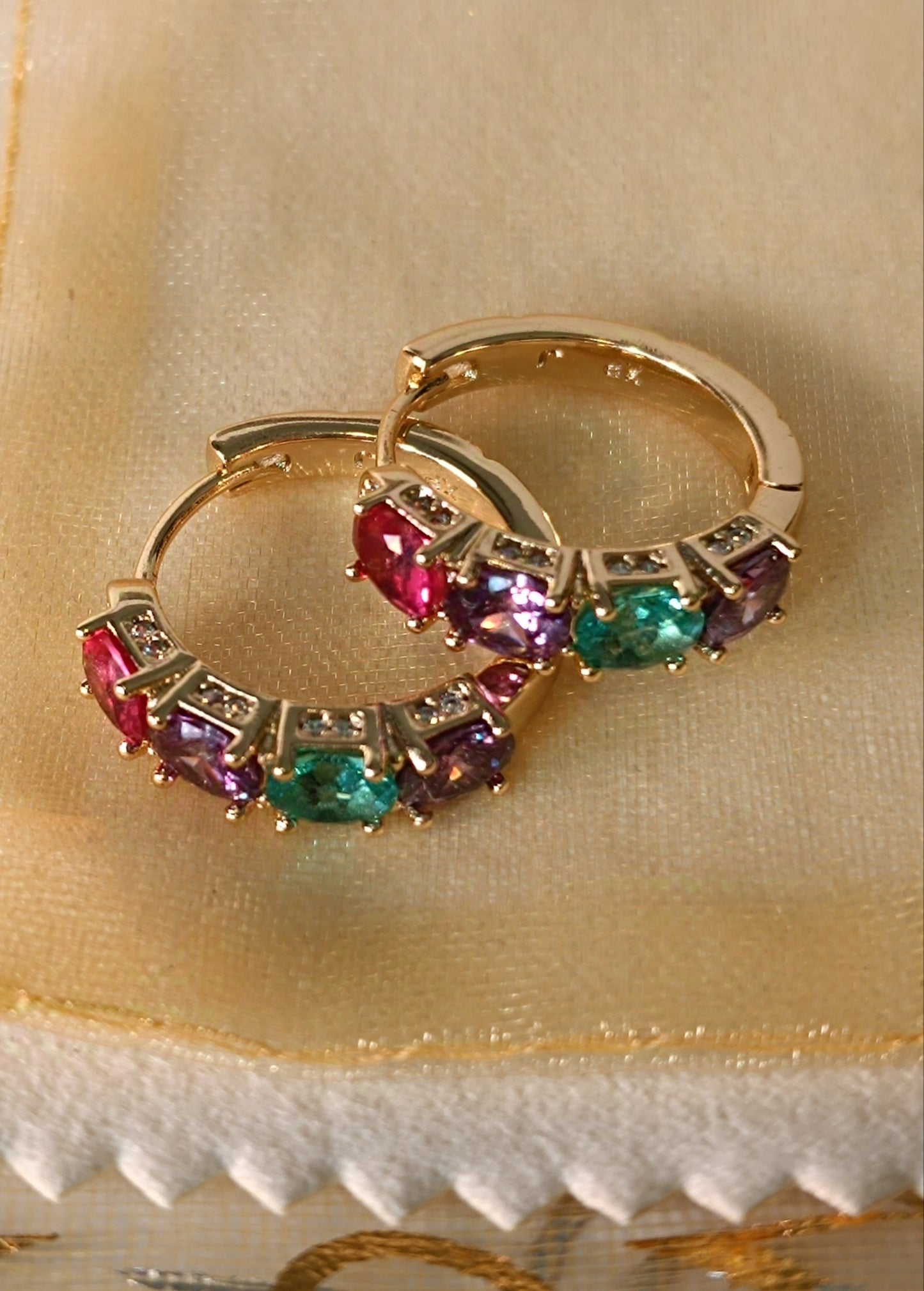 Argollas de zirconias en colores