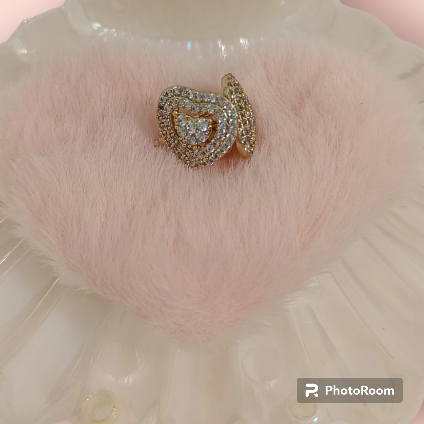 Aretes de corazón con zirconia