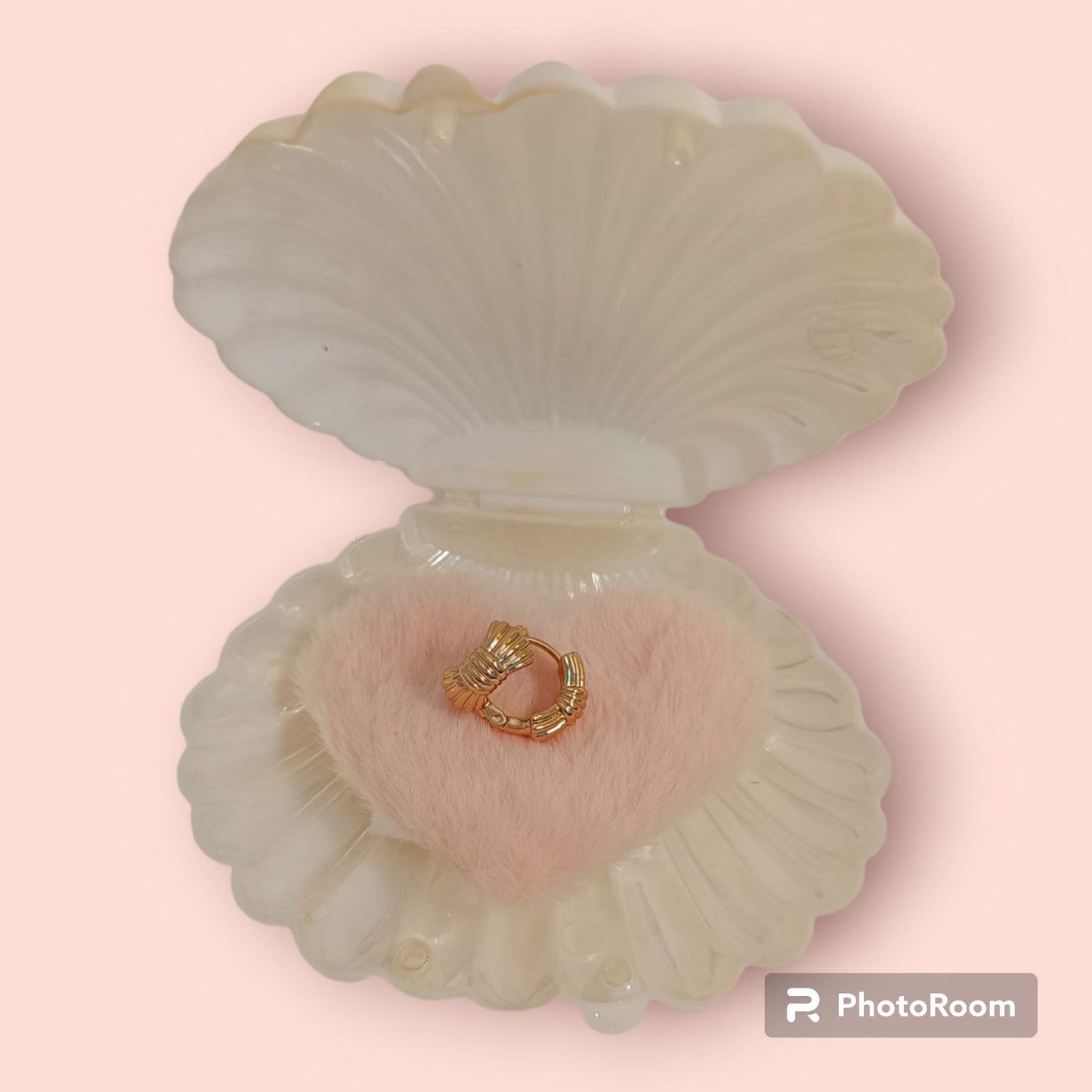 Argollas pequeñas de lacito