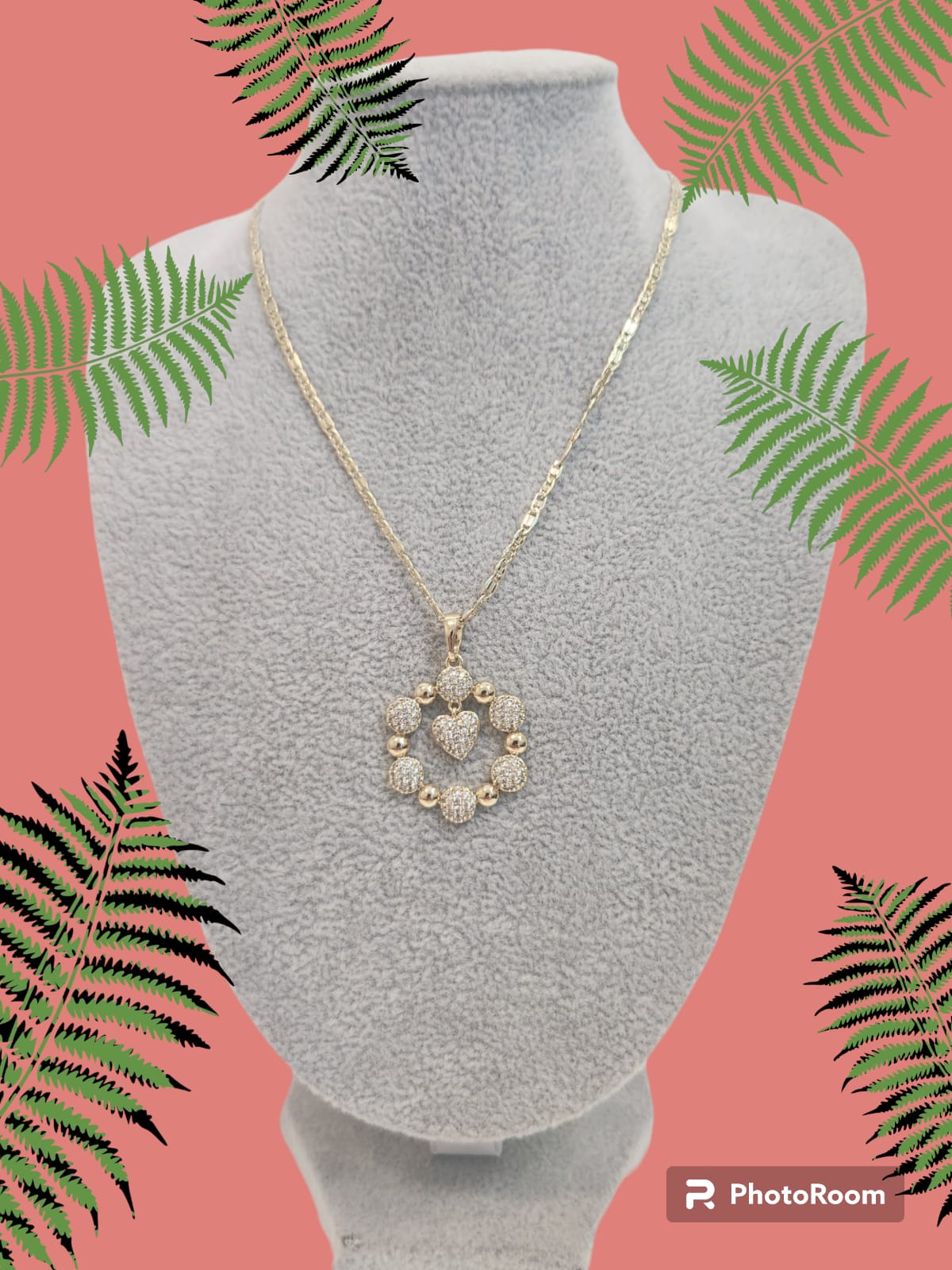 Cadena estilo valentino con dijes variados