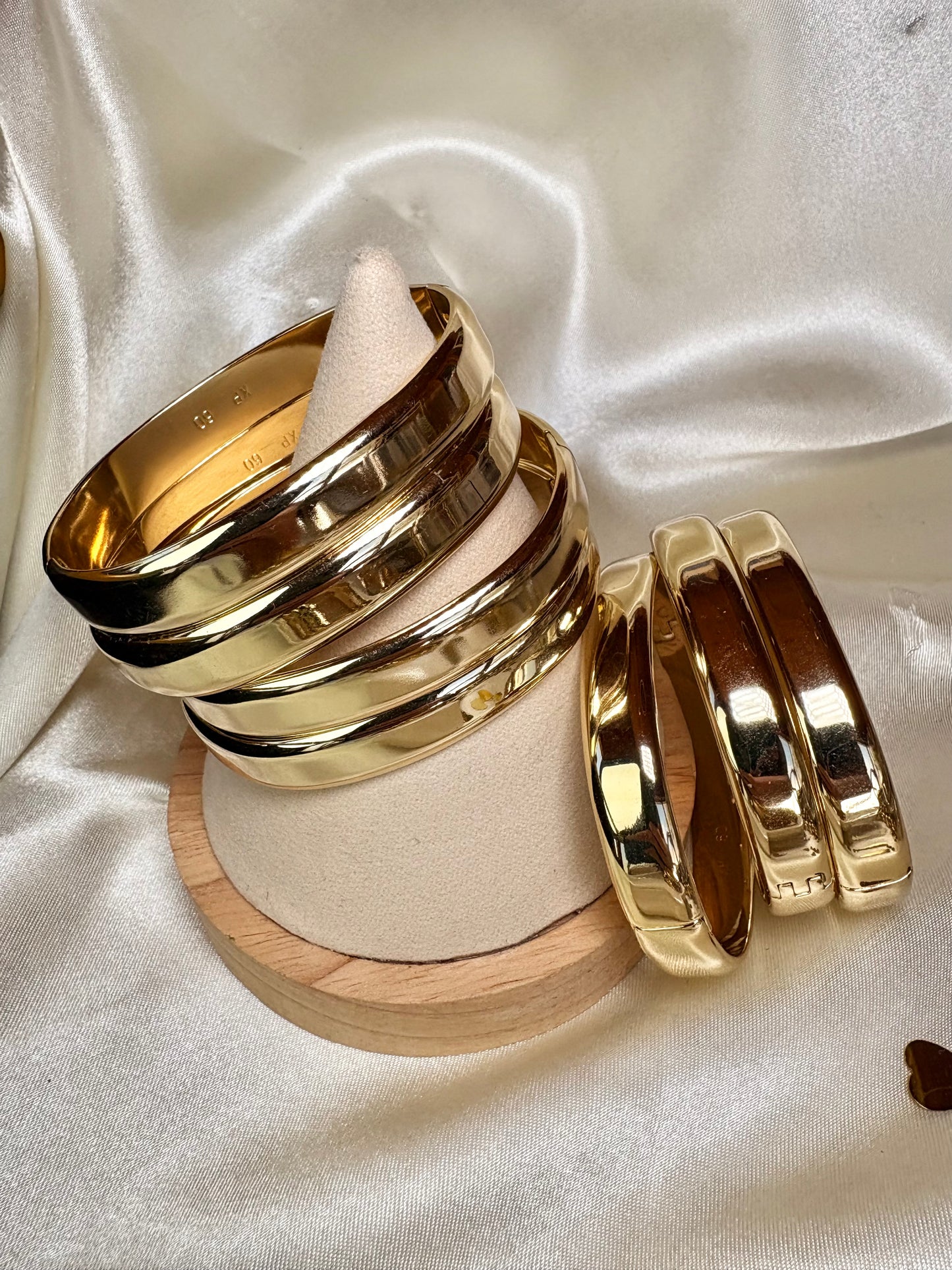 Juego de pulseras gruesas chapadas en oro para mujer | 9 mm de grosor | Uso diario