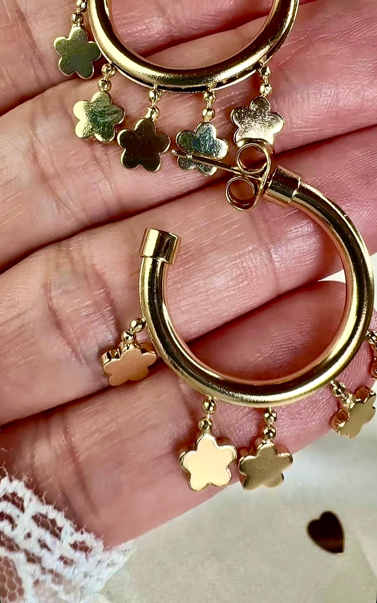 Argollas con colgantes