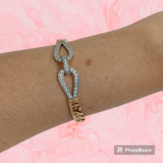 Pulsera elegante con Zirconias